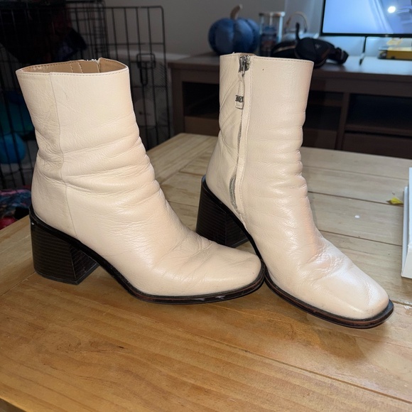 Sam Edelman Winnie Boots 'Ivory' - Picture 1 of 6